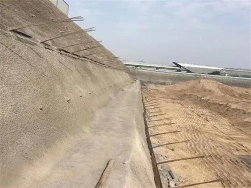 无极河道边坡加固